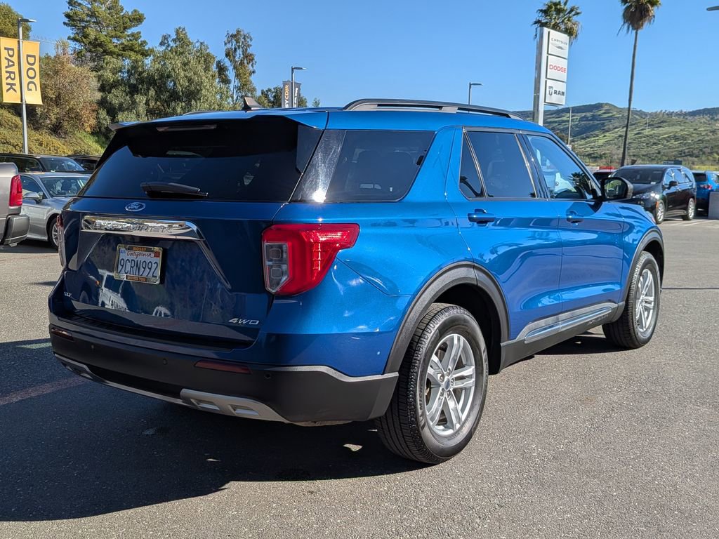 Used 2022 Ford Explorer XLT w/ Equipment Group 202A image 12