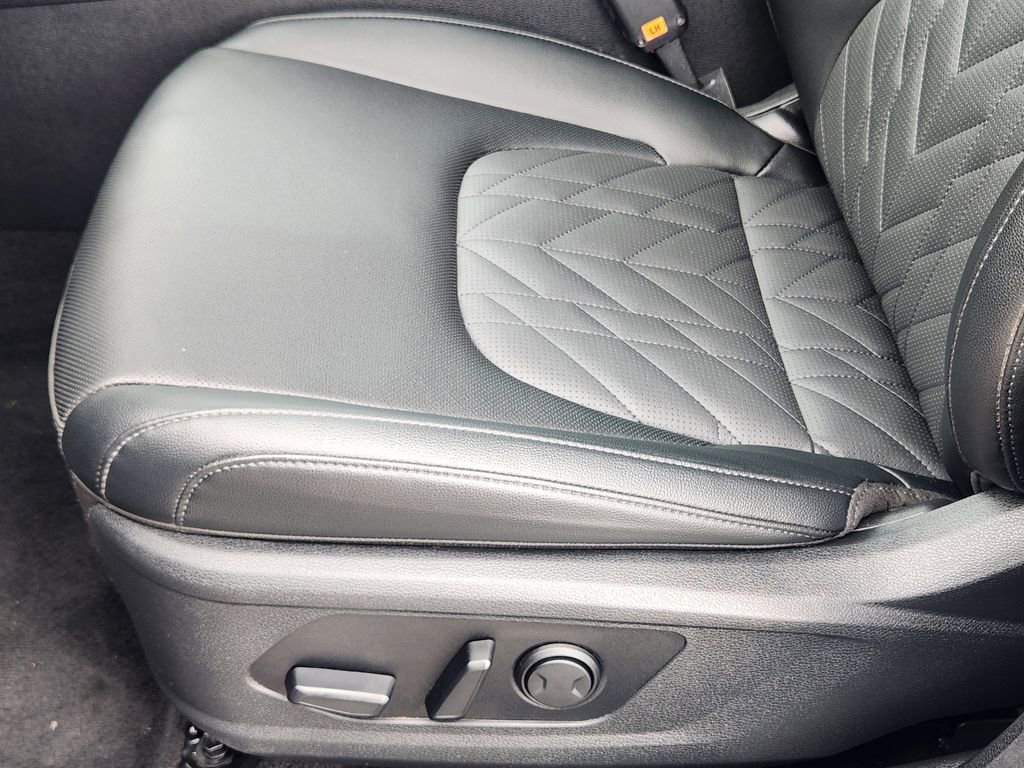 Used 2024 Kia Sportage X-Line w/ X-Line Premium Package image 23