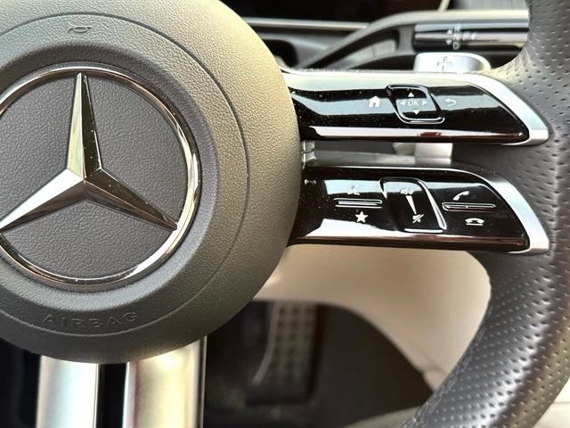 Certified 2025 Mercedes-Benz CLE 300 4MATIC Cabriolet image 31