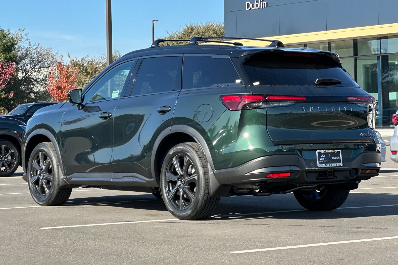 New 2026 INFINITI QX60 Autograph w/ Dark Cargo Package image 3