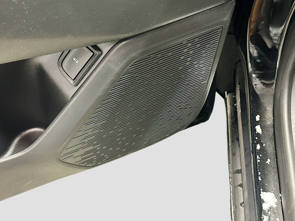 New 2026 Chevrolet Equinox ACTIV FWD image 22