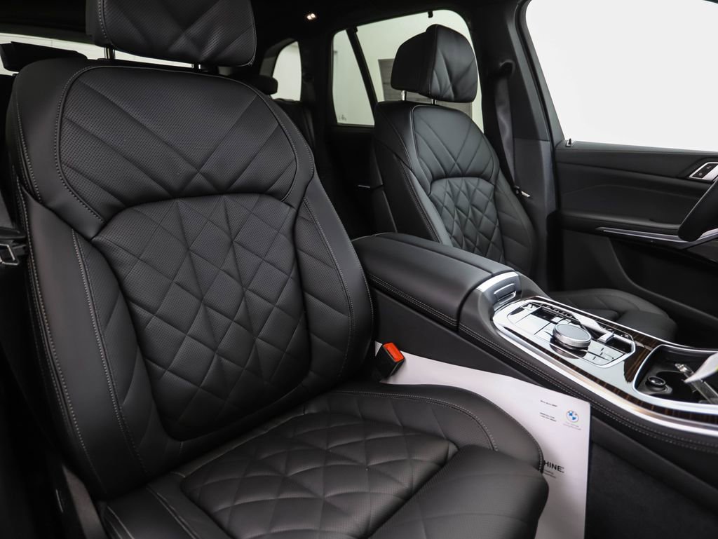 New 2026 BMW X5 xDrive40i w/ M Sport Package image 32