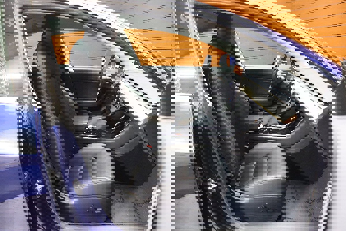 Used 2020 Tesla Model 3 Long Range image 58