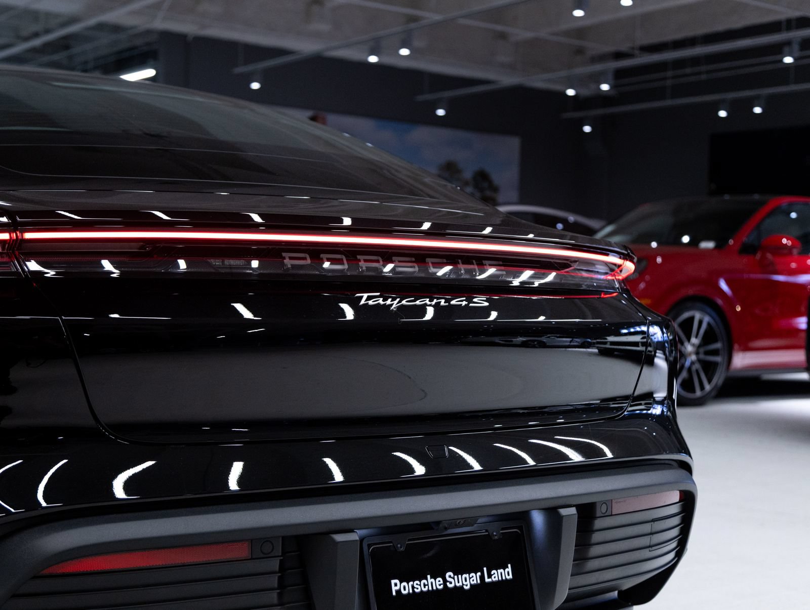 New 2026 Porsche Taycan 4S AWD/4WD image 31
