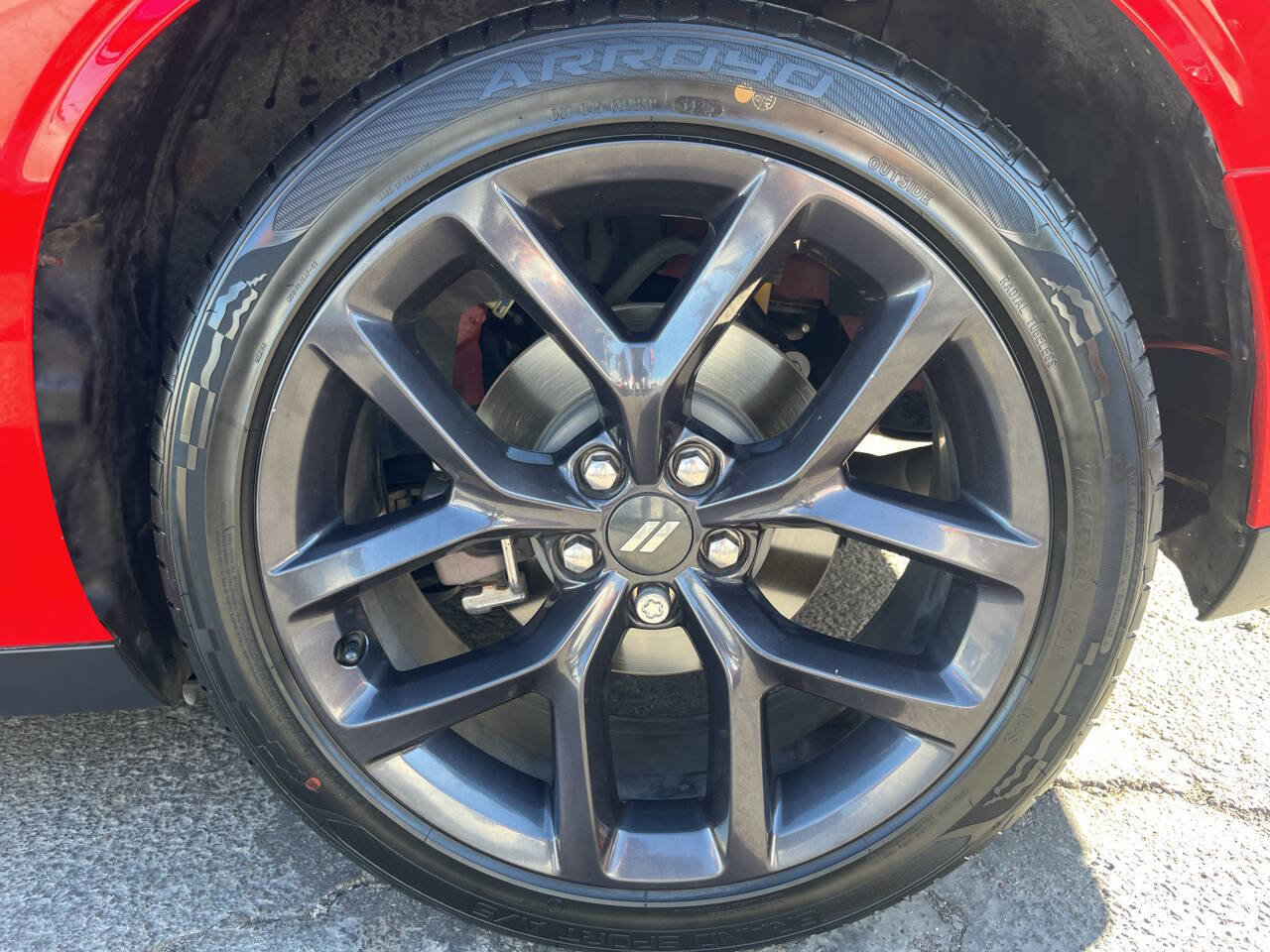 Used 2020 Dodge Challenger R/T w/ Blacktop Package image 29