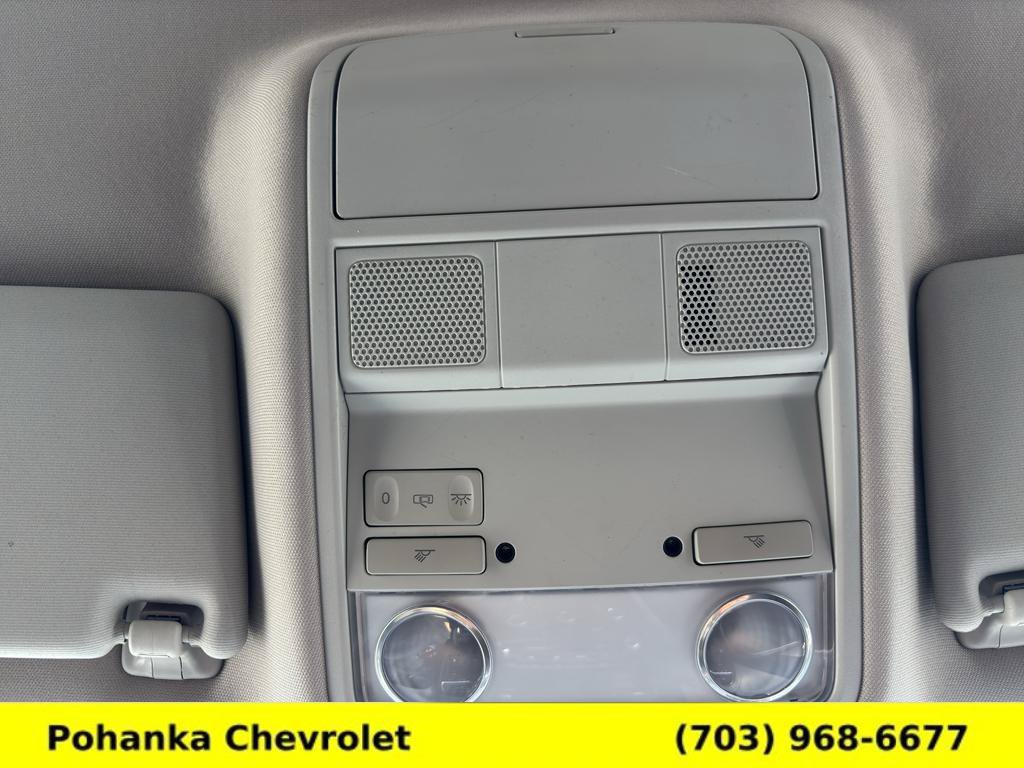Used 2012 Volkswagen Golf 2-Door FWD image 16
