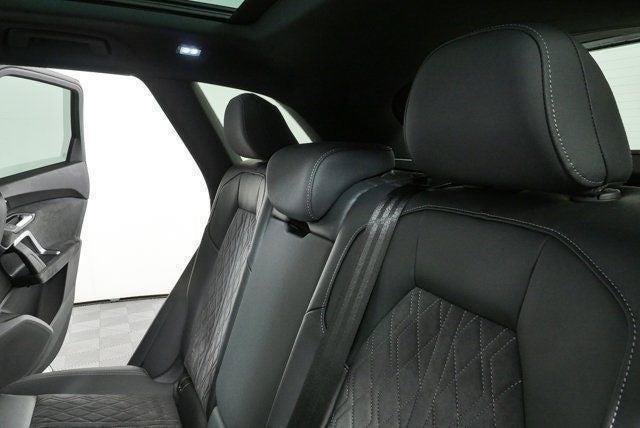 Used 2025 Audi SQ5 Premium Plus w/ Premium Plus Package AWD/4WD image 21