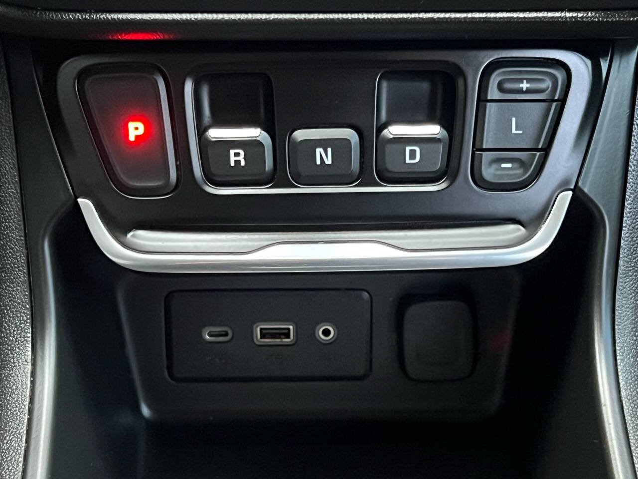 Used 2020 GMC Terrain SLE AWD/4WD image 29