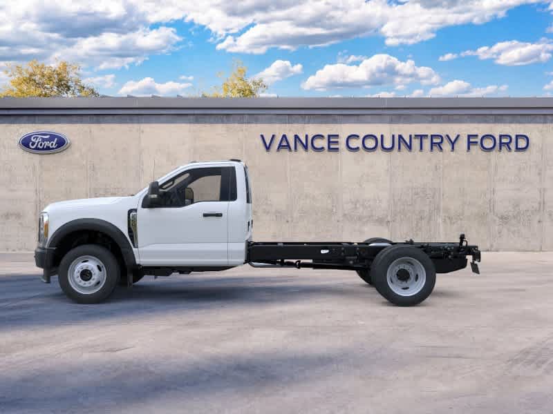 New 2026 Ford F550 4x4 Regular Cab Super Duty image 3