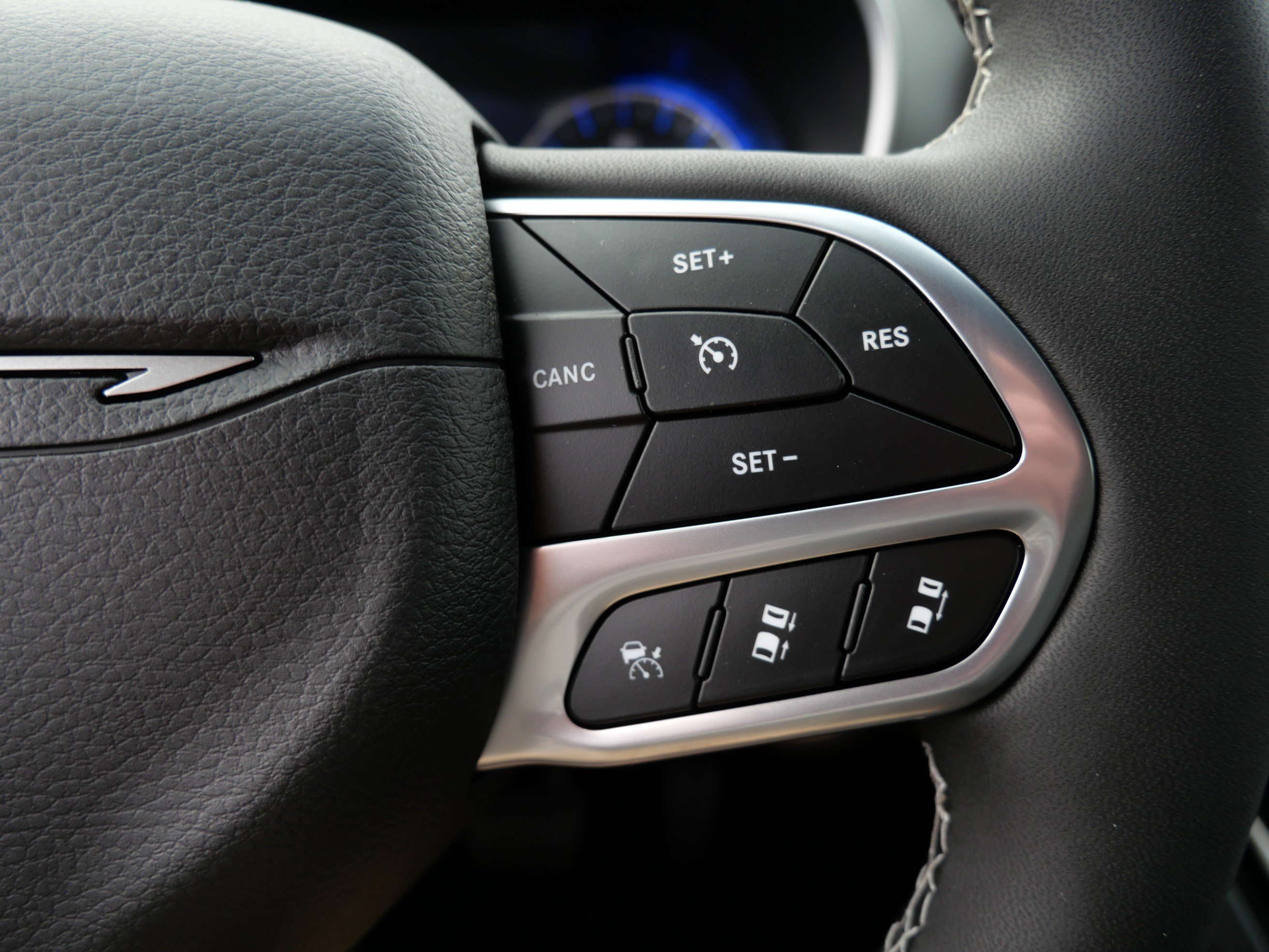 New 2027 Chrysler Pacifica LX FWD image 9