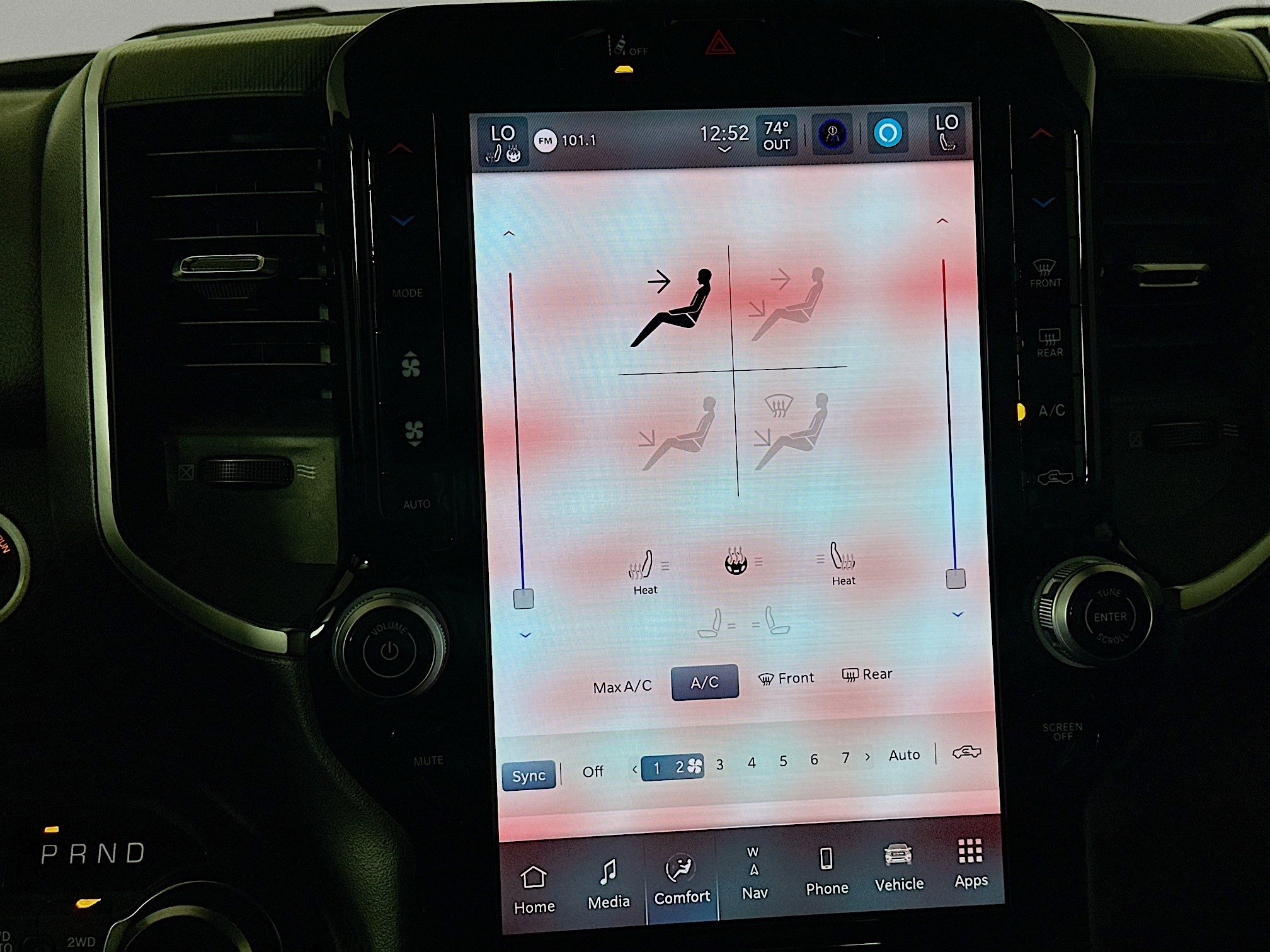 Used 2025 RAM 1500 Big Horn image 24