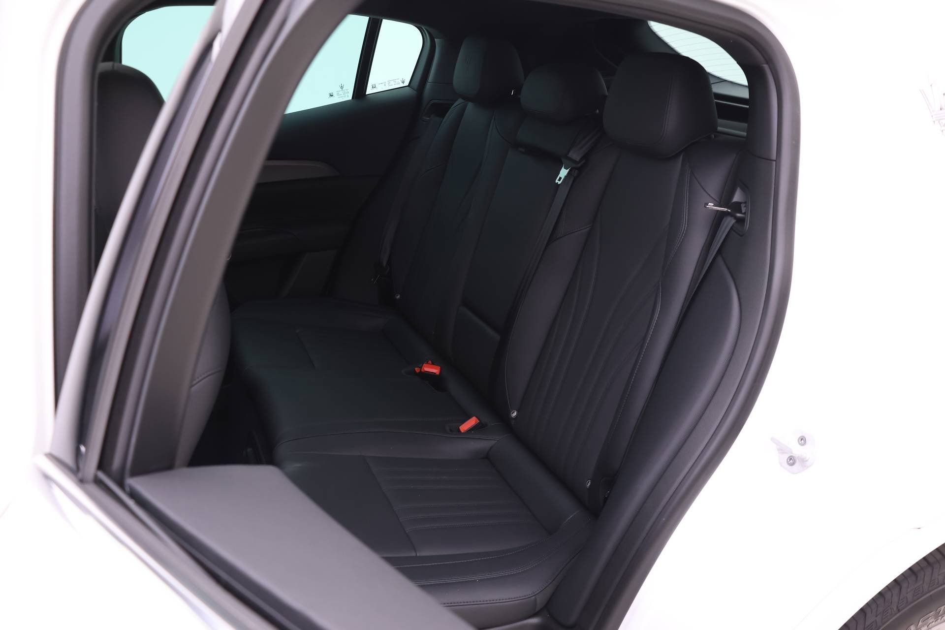 New 2024 Maserati Grecale GT image 11