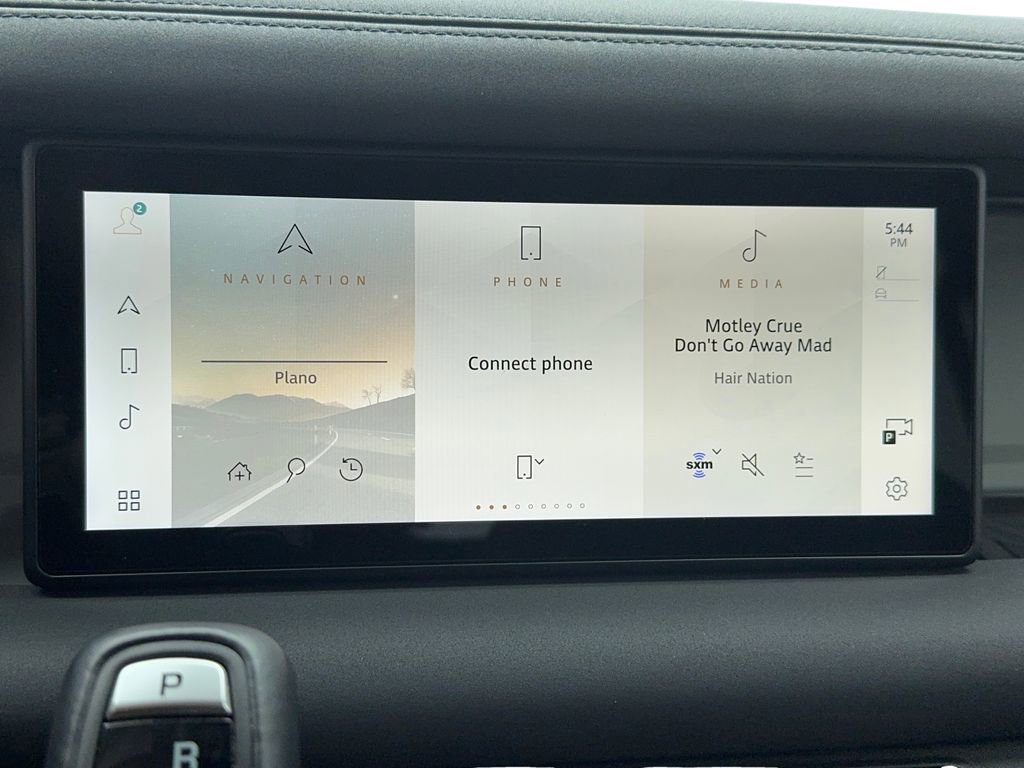 Used 2023 Land Rover Defender 110 SE image 30