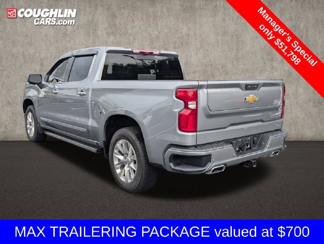 Used 2025 Chevrolet Silverado 1500 High Country w/ Technology Package AWD/4WD image 6