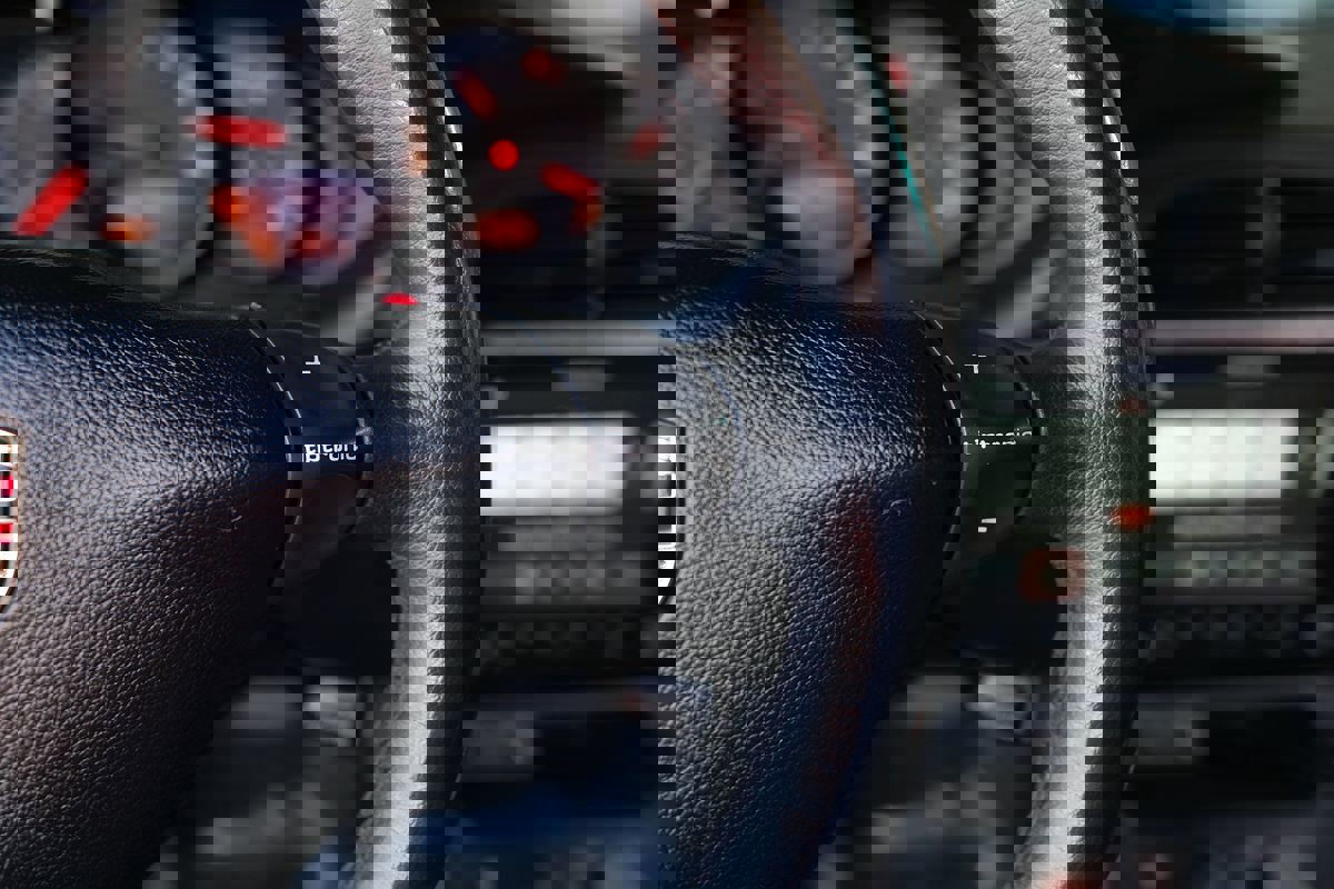 Used 2004 Porsche 911 Carrera image 16