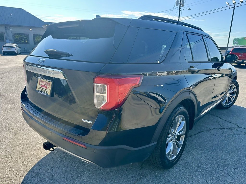 Used 2020 Ford Explorer XLT w/ Equipment Group 202A image 5