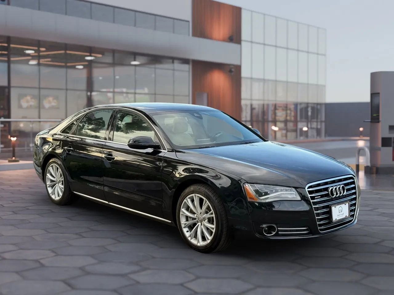 Used 2012 Audi A8 4.2 image 8