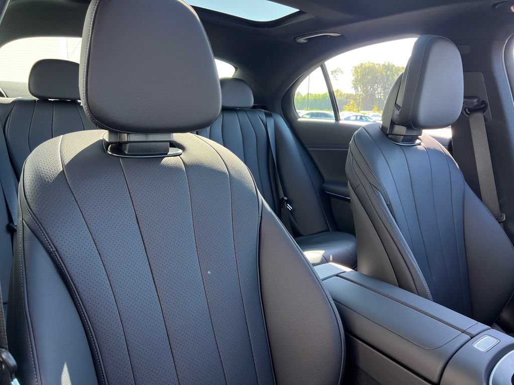 New 2027 Mercedes-Benz E 450 4MATIC Sedan image 27