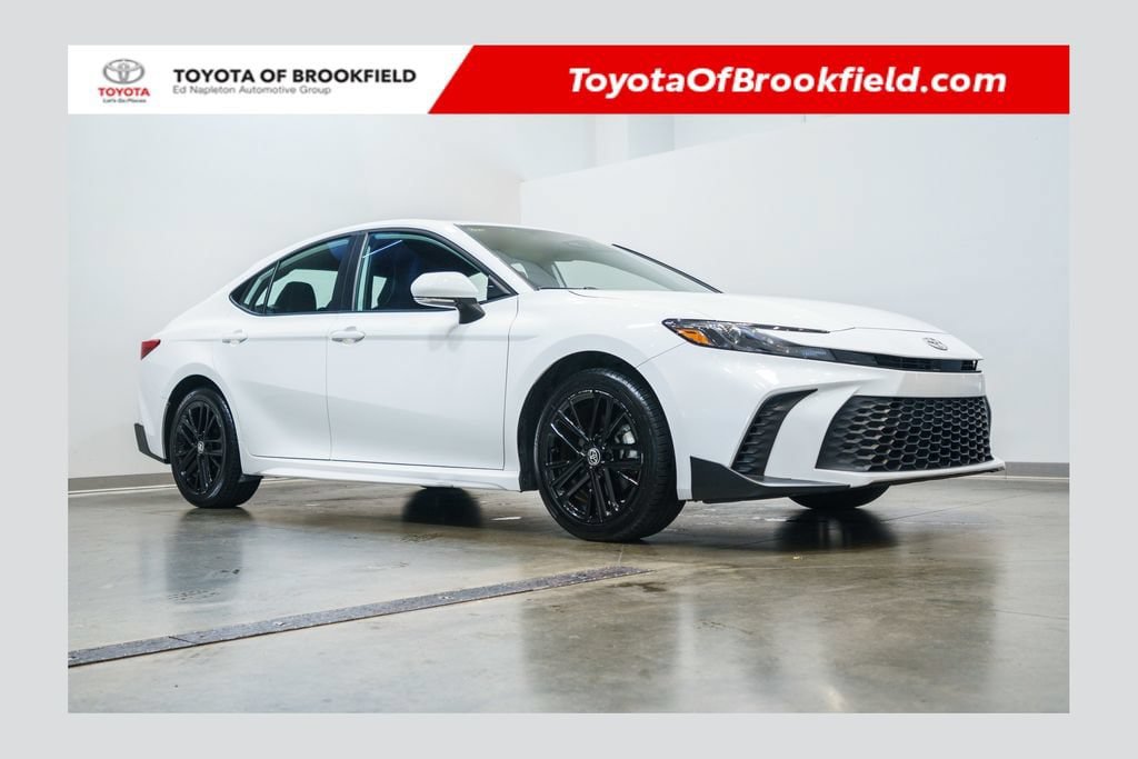 Used 2025 Toyota Camry SE w/ Convenience Package