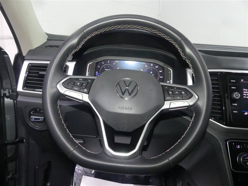 Used 2022 Volkswagen Atlas SE w/ Panoramic Sunroof Package FWD image 31