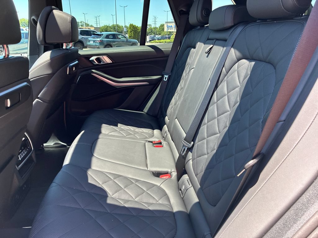 Used 2025 BMW X5 xDrive50e w/ M Sport Package AWD/4WD image 19
