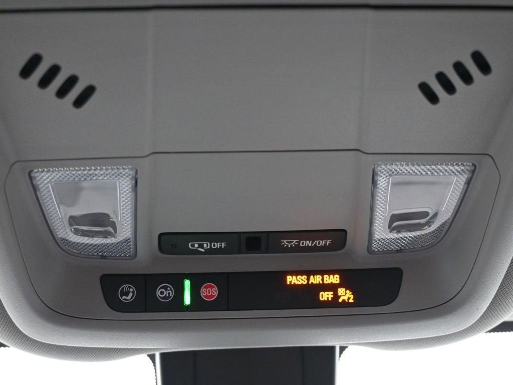 Used 2024 Chevrolet Equinox LT image 27