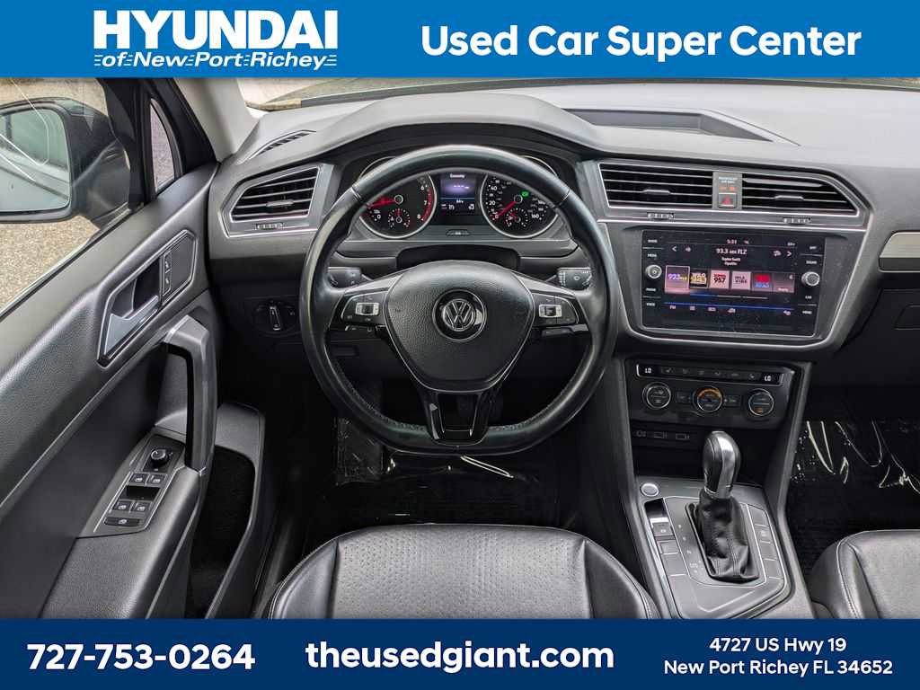 Used 2018 Volkswagen Tiguan SE FWD image 21