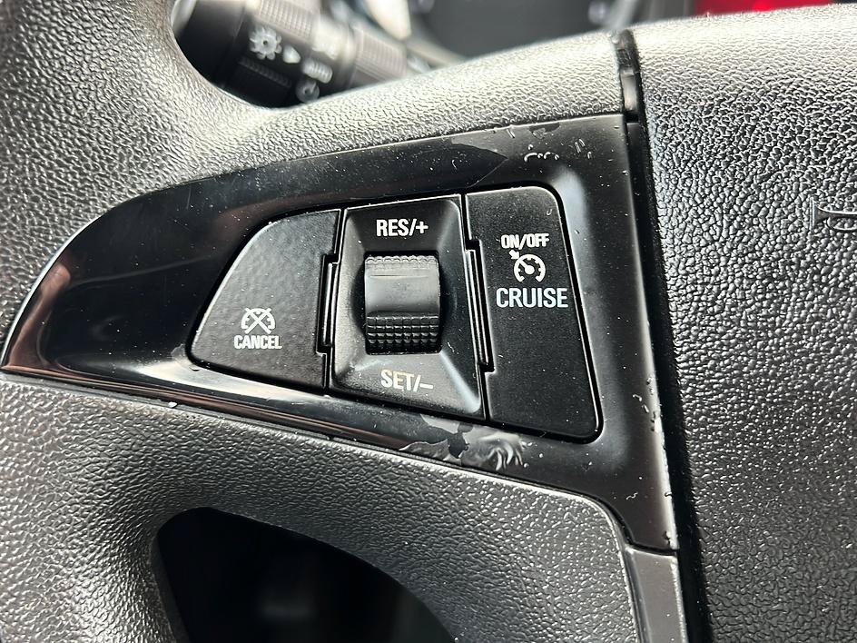 Used 2015 GMC Terrain SLE AWD/4WD image 32