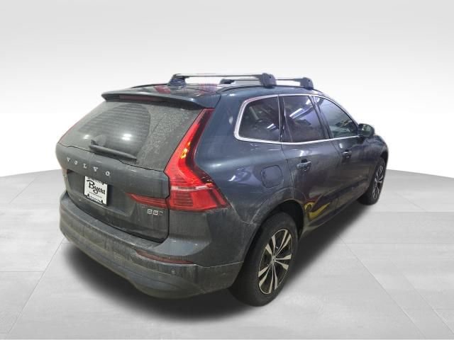 Used 2023 Volvo XC60 B5 Core image 5