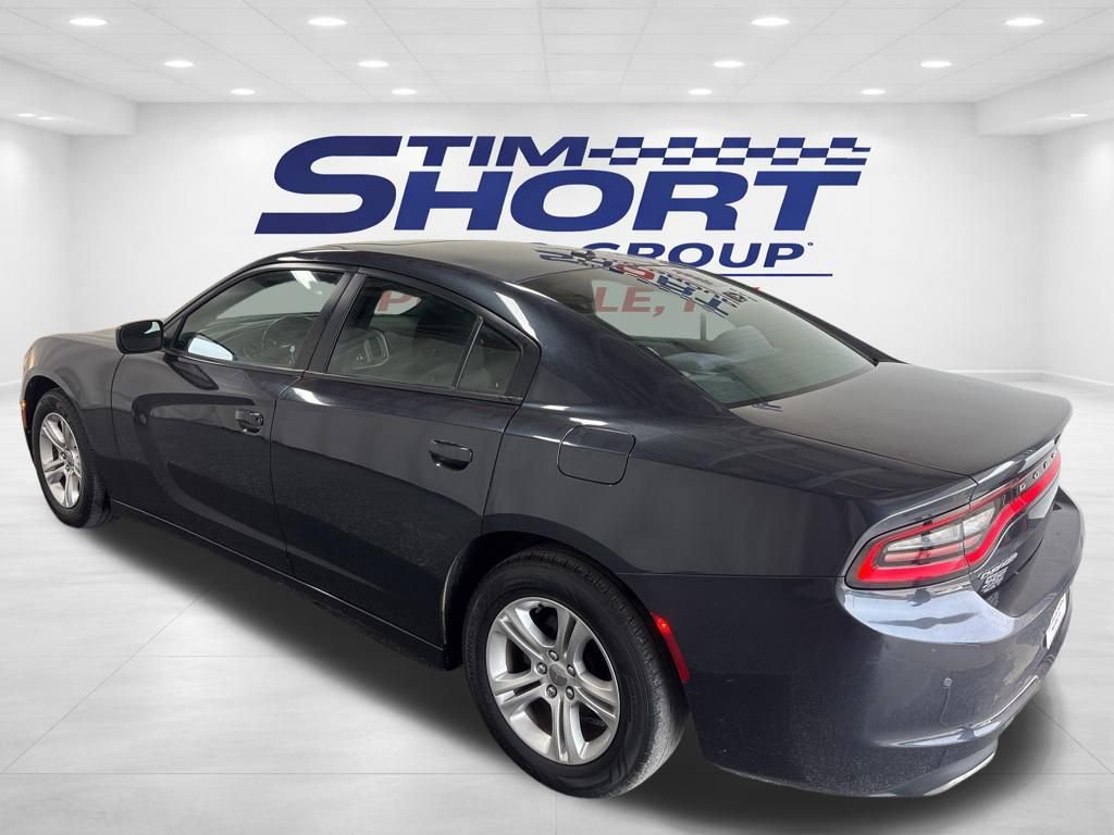 Used 2019 Dodge Charger SXT RWD image 6