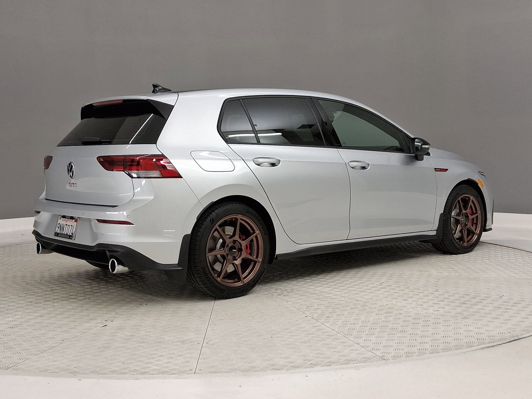 Used 2024 Volkswagen GTI SE image 7