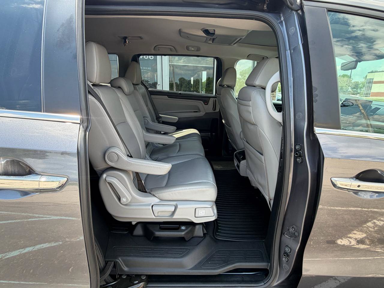 Used 2020 Honda Odyssey Touring image 31