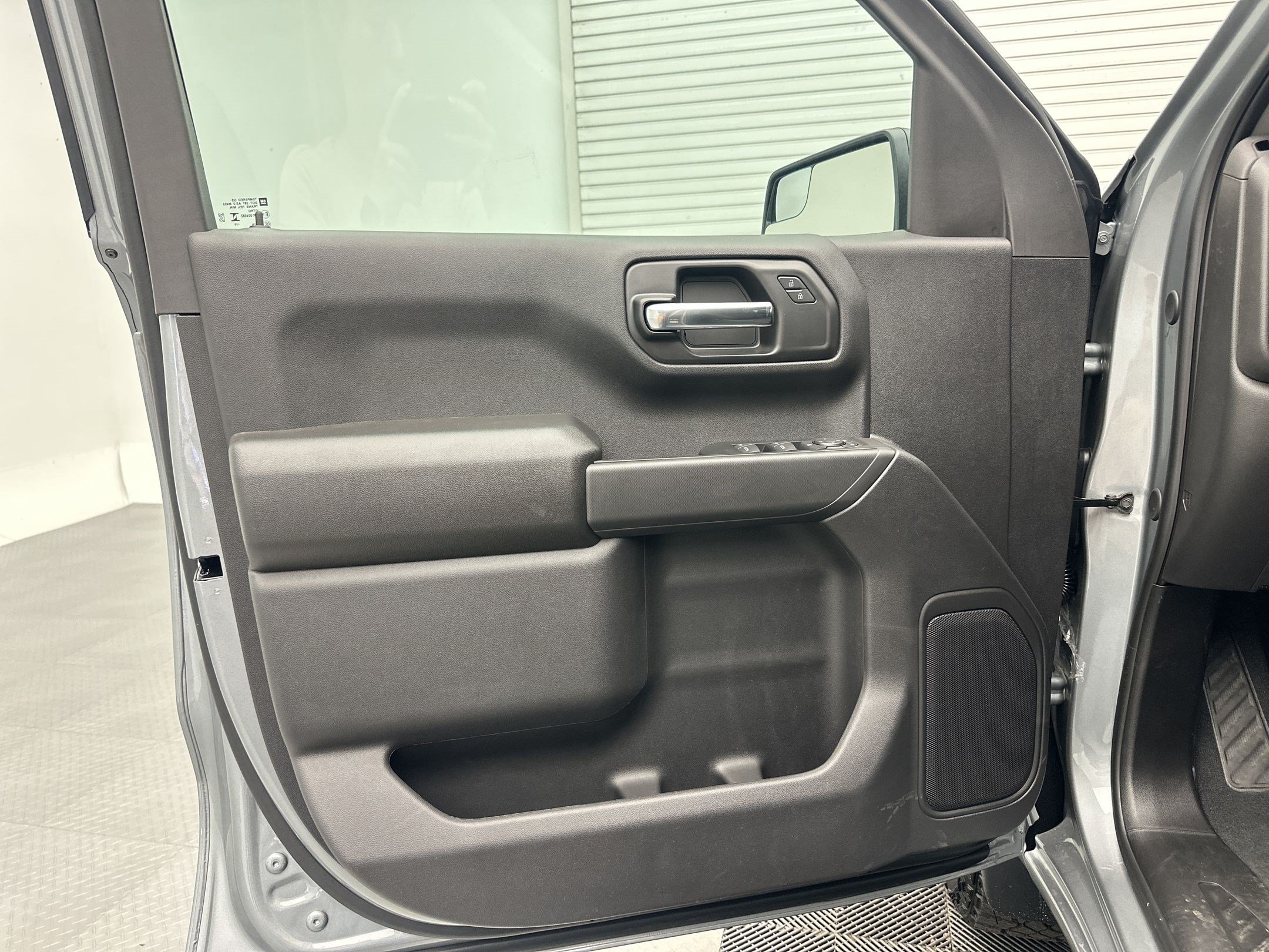 New 2026 Chevrolet Silverado 1500 Custom Trail Boss w/ LPO, Dark Essentials Package AWD/4WD image 13