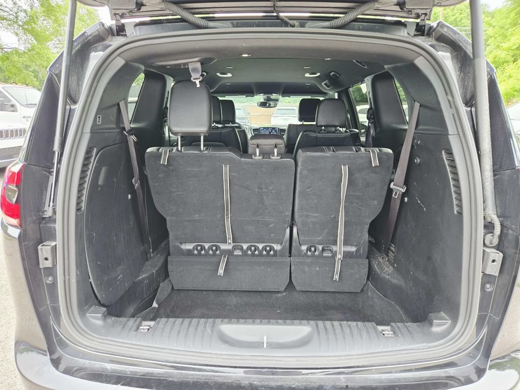 Used 2025 Chrysler Pacifica Select FWD image 14