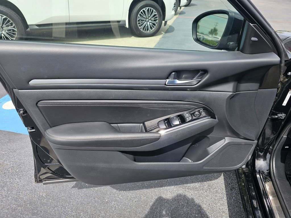 Used 2022 Nissan Altima 2.5 SL AWD/4WD image 11