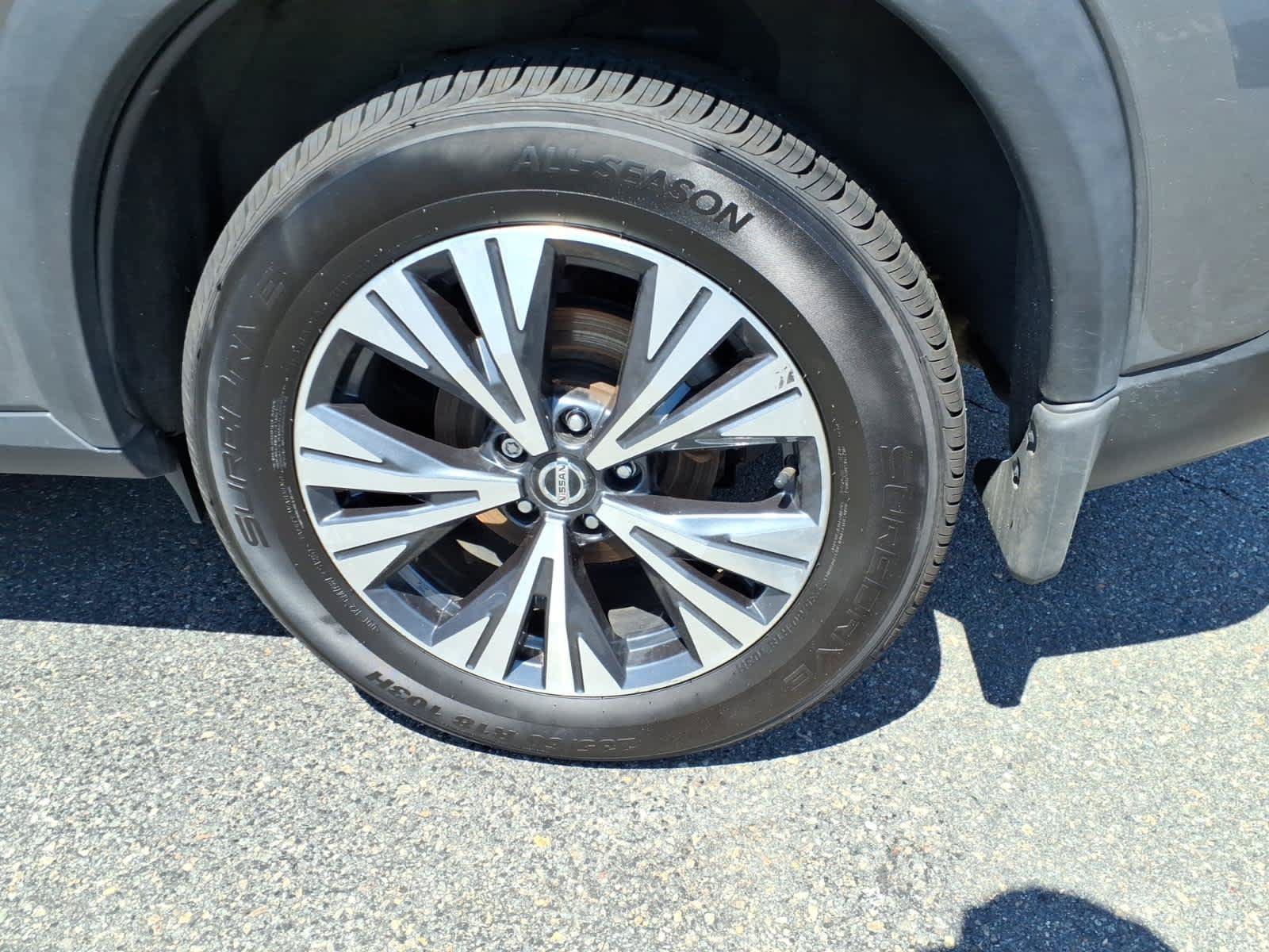 Certified 2021 Nissan Rogue SV AWD/4WD image 9