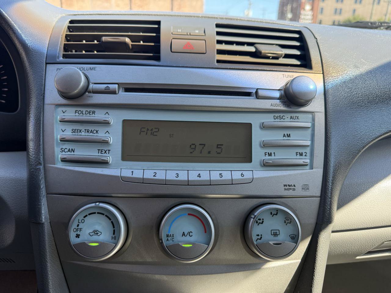 Used 2008 Toyota Camry LE FWD image 10