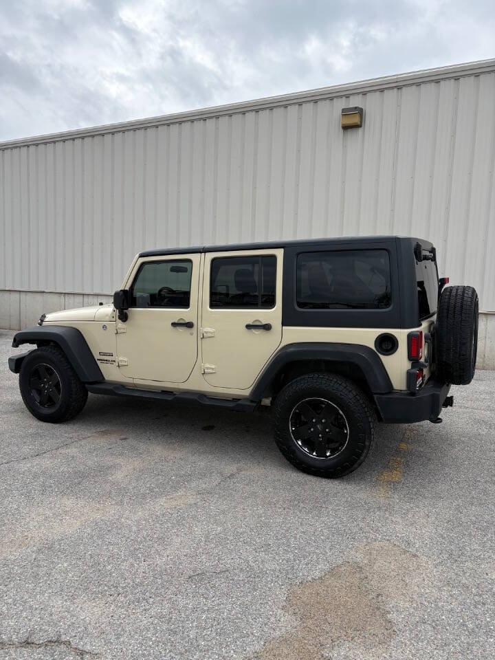 Used 2012 Jeep Wrangler Unlimited Sport AWD/4WD image 5