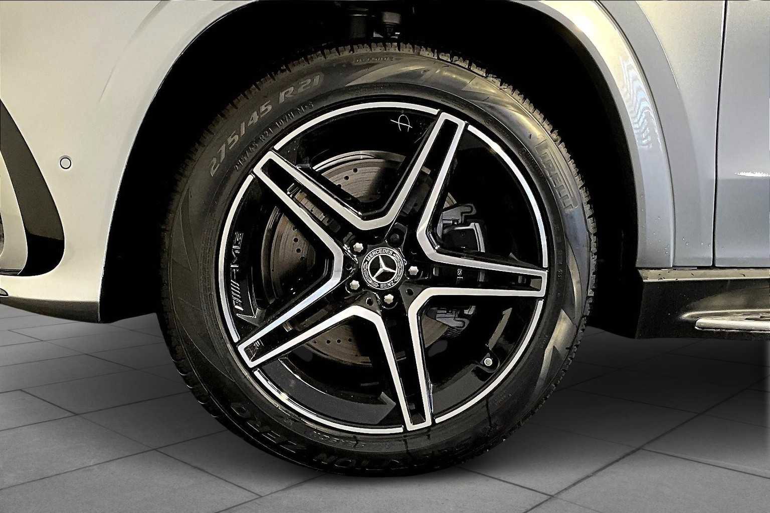 New 2026 Mercedes-Benz GLS 450 4MATIC image 17