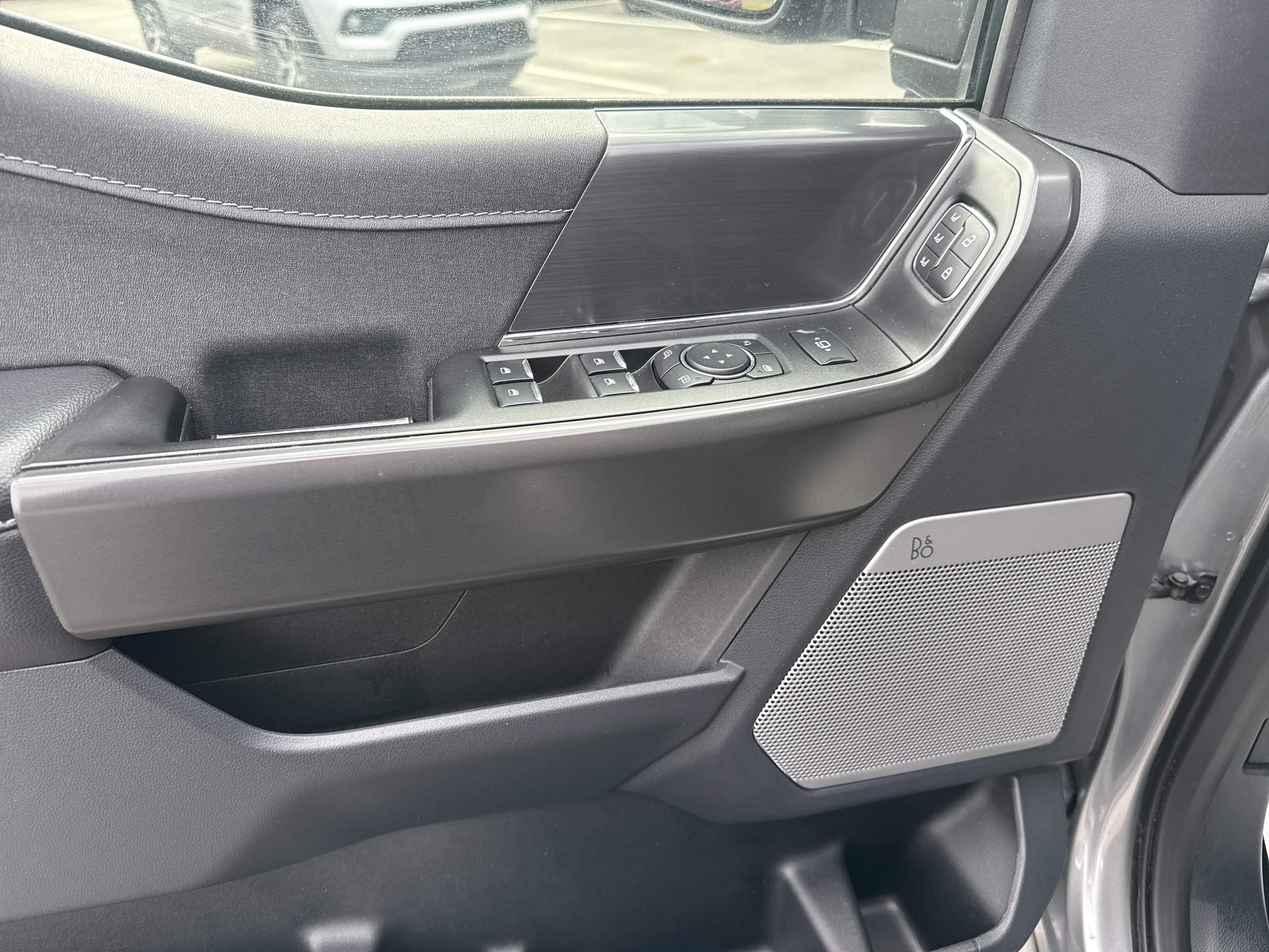 Used 2024 Ford F150 Lariat w/ Bed Utility Package image 17