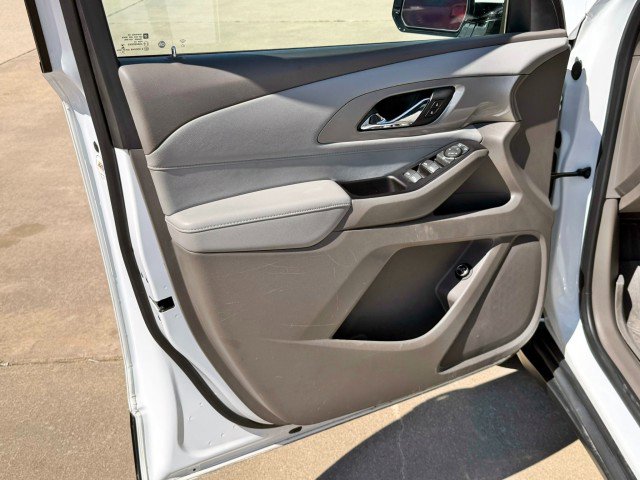 Used 2019 Chevrolet Traverse LT image 12