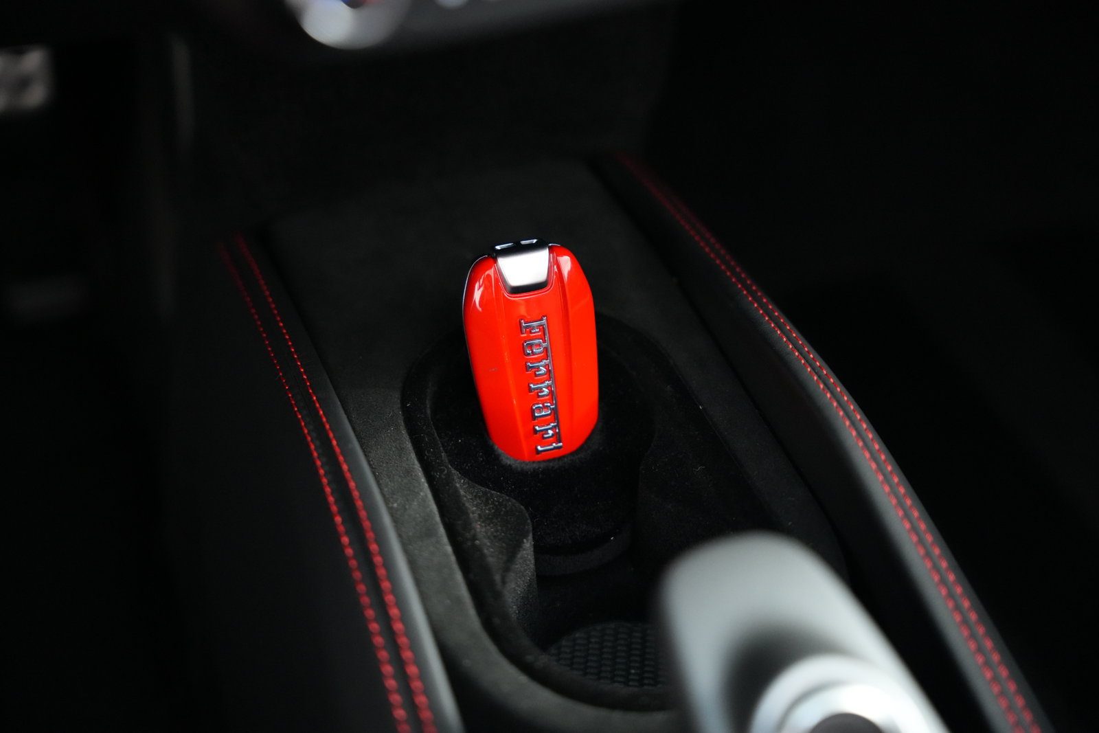 Used 2022 Ferrari F8 Spider RWD image 51