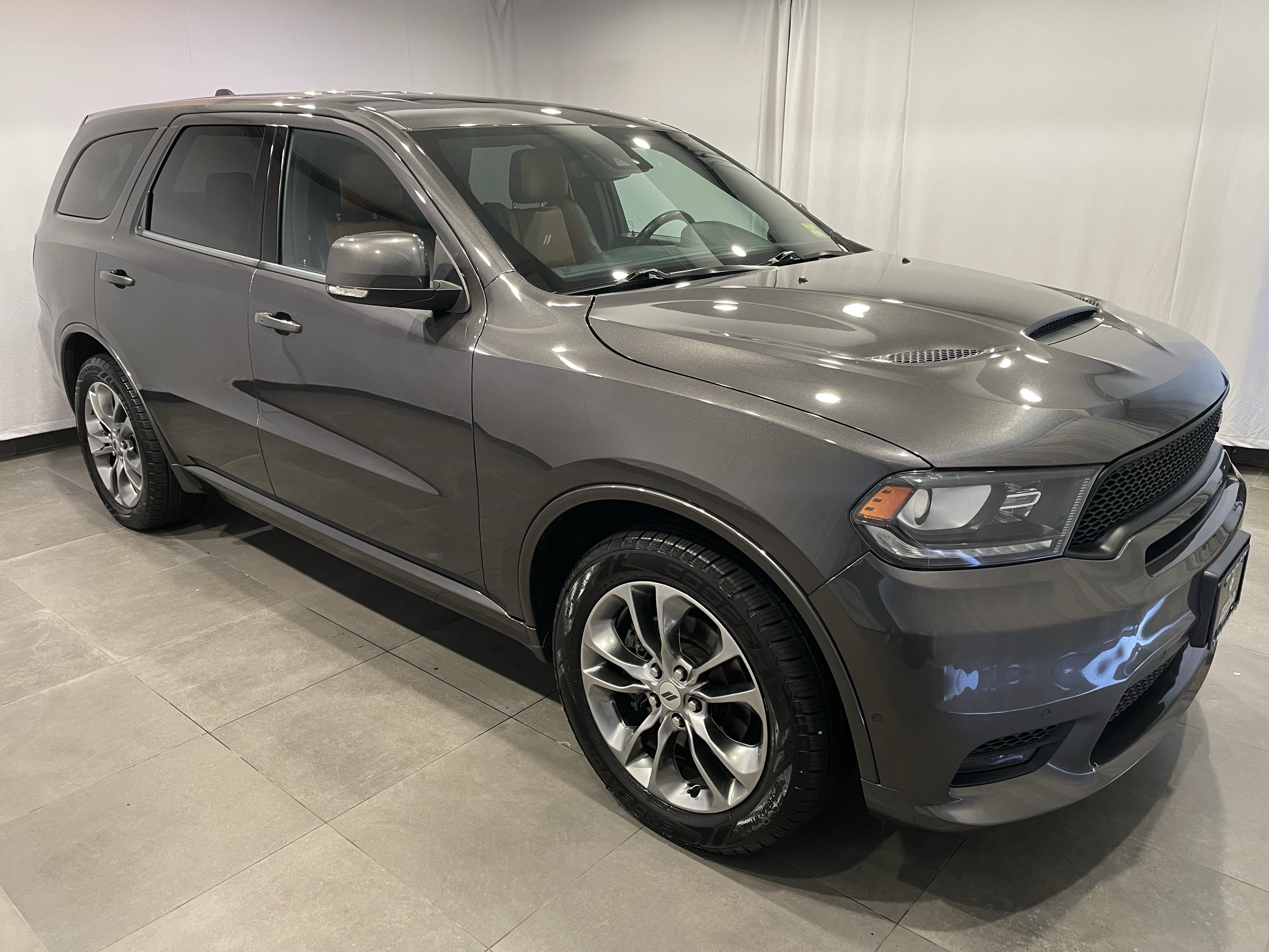 Used 2019 Dodge Durango R/T w/ Technology Group AWD/4WD image 3