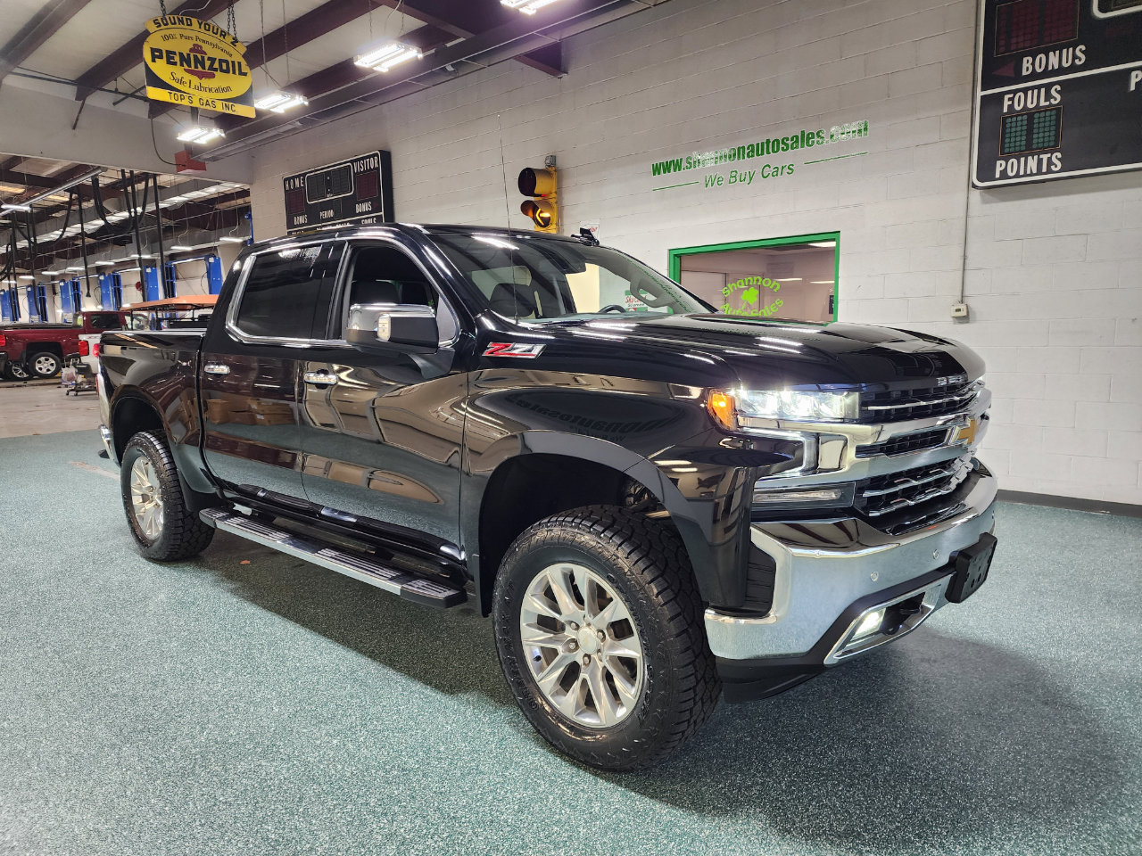 Used 2022 Chevrolet Silverado 1500 LTZ image 4