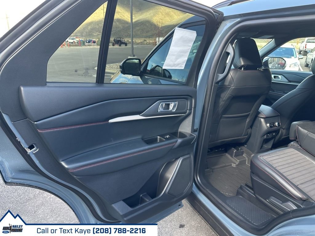 New 2026 Ford Explorer ST-Line w/ ST-Line Street Pack image 41