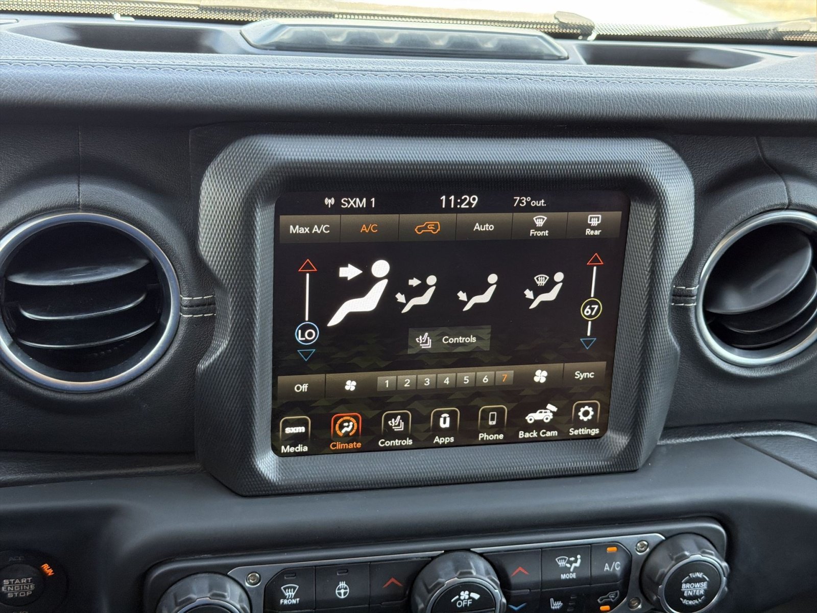 Used 2023 Jeep Wrangler Unlimited Sahara w/ Cold Weather Group AWD/4WD image 20
