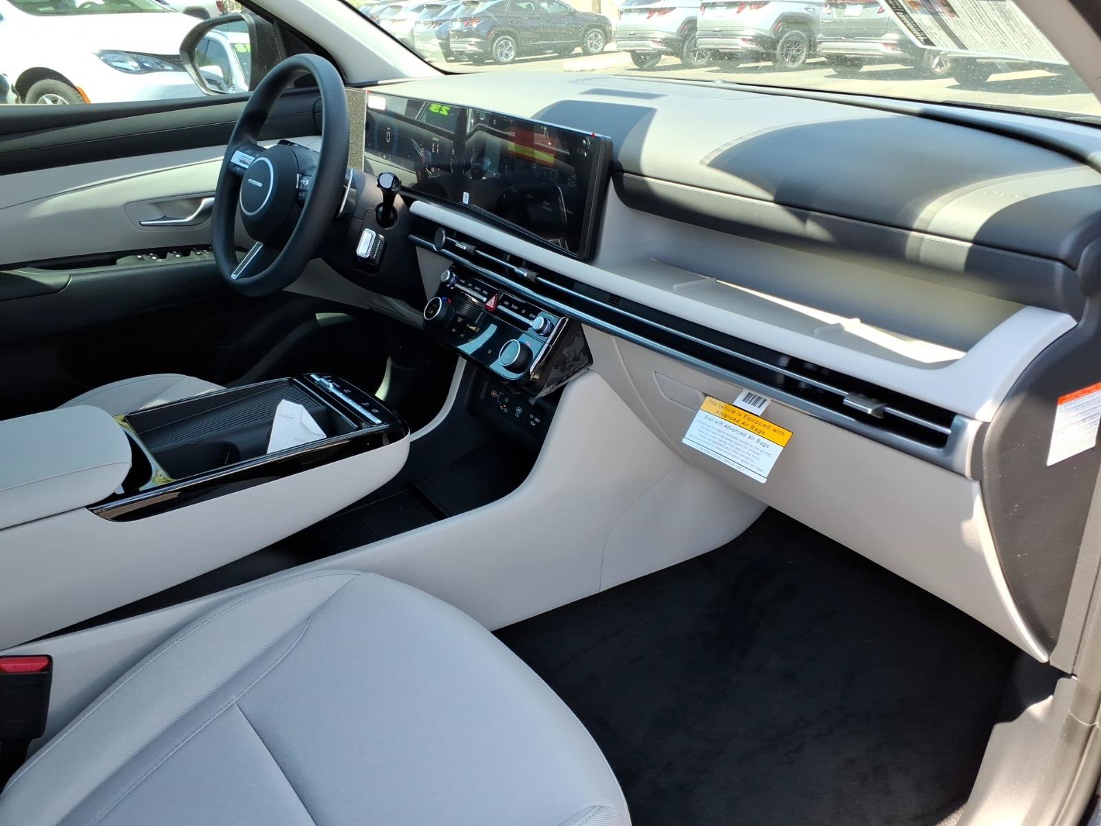 New 2026 Hyundai Tucson Blue SE AWD/4WD image 6