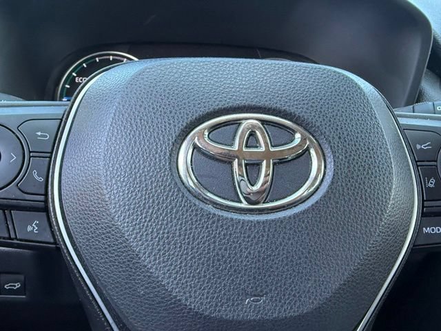 Certified 2021 Toyota RAV4 XLE Premium AWD/4WD image 27