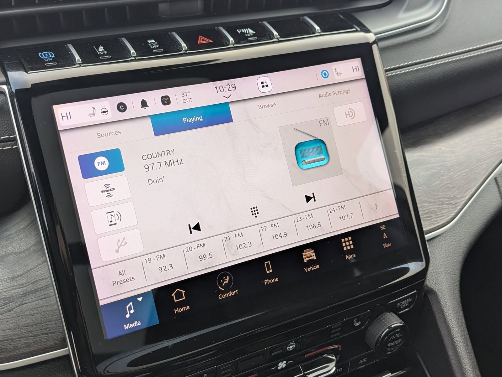 Used 2024 Jeep Grand Cherokee Limited 4xe w/ Trailer Tow Package image 17