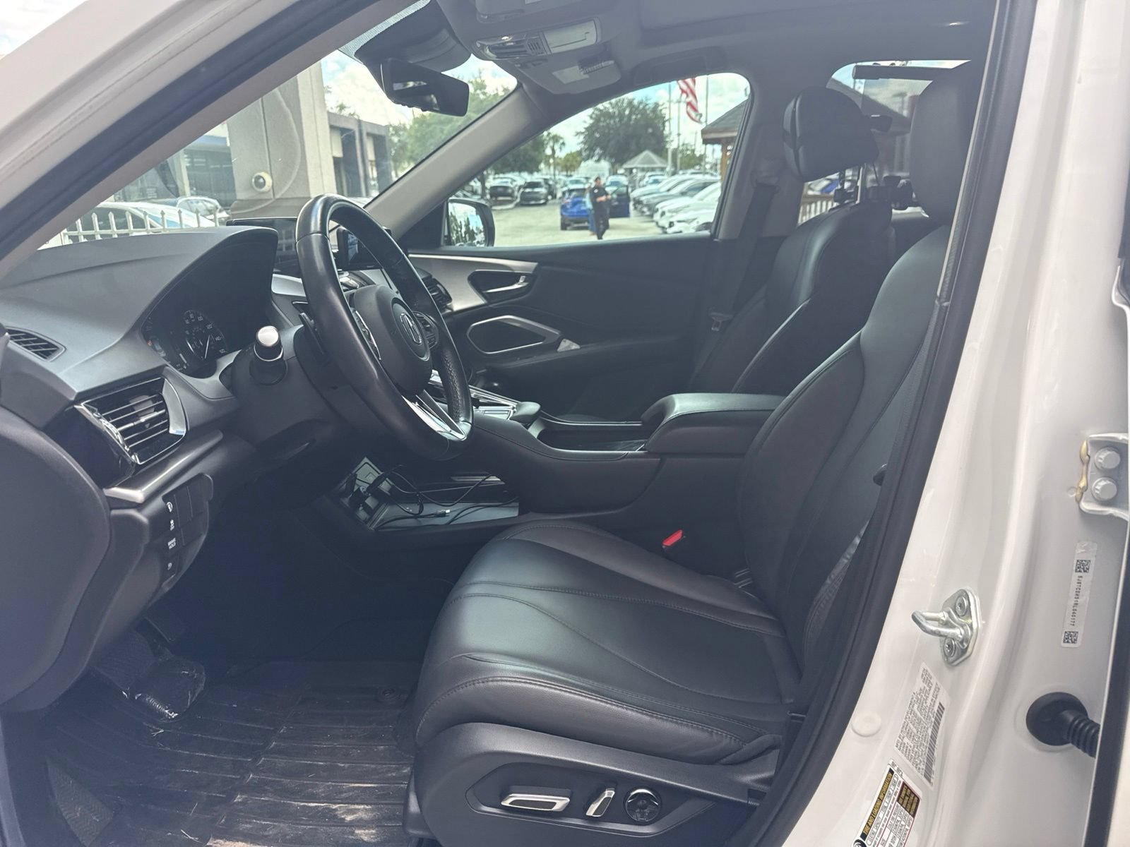 Used 2024 Acura RDX SH-AWD image 12